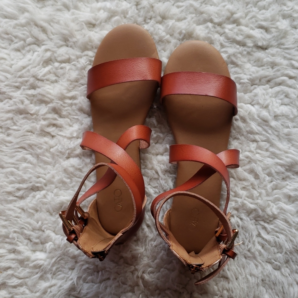 Tan Buckle Sandal